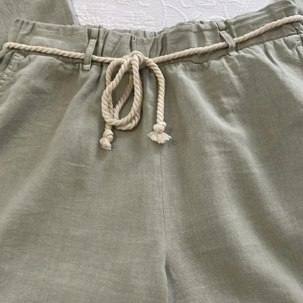 Linen Blend Wide Legged Pants - Picture 6 of 9